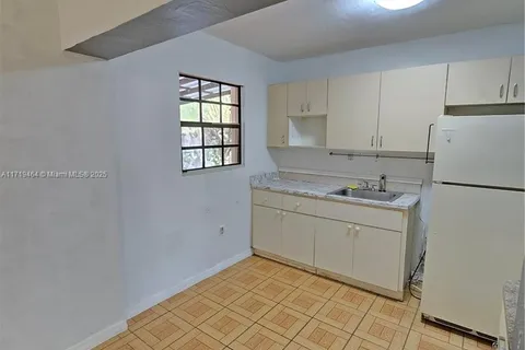 120 NW 43rd Pl # 2, Miami FL 33126