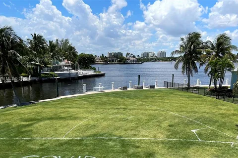 92 S Island Dr S, Ocean Ridge FL 33435