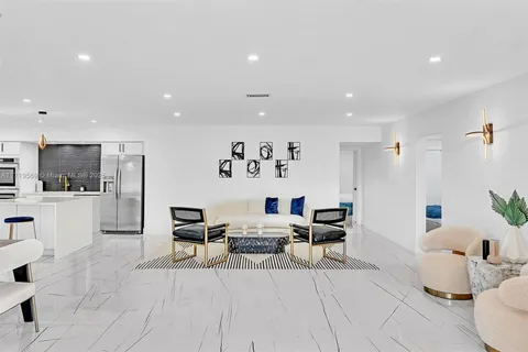 4024 Jefferson St, Hollywood FL 33021