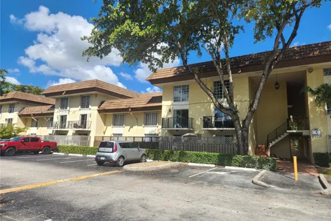 8550 SW 109th Ave # 207, Miami FL 33173