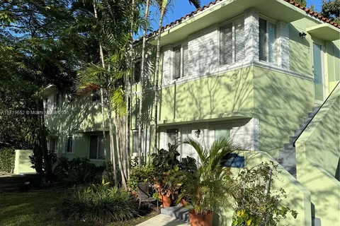 235 W Salamanca Ave # 3, Coral Gables FL 33134