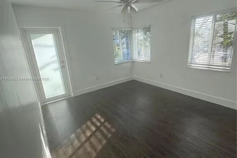 235 W Salamanca Ave # 3, Coral Gables FL 33134
