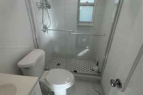 235 W Salamanca Ave # 3, Coral Gables FL 33134
