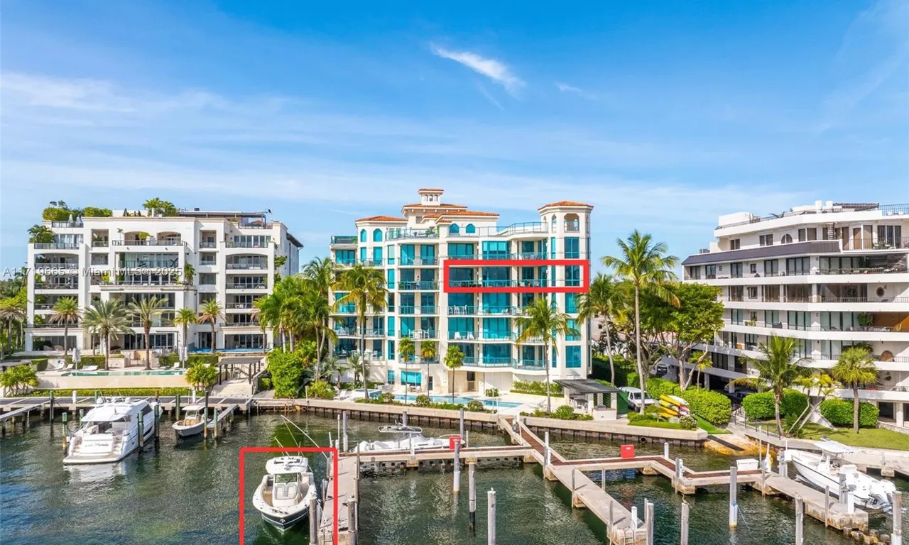 1660 W Glencoe St # 401, Miami FL 33133