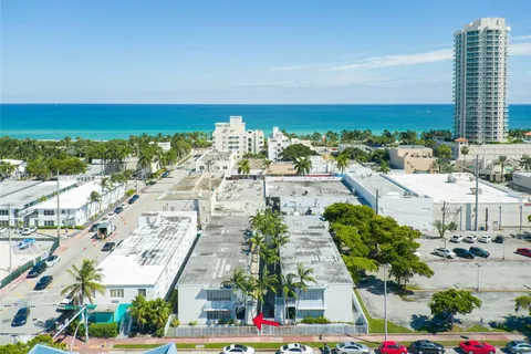 7445 Harding Ave # 208, Miami Beach FL 33141