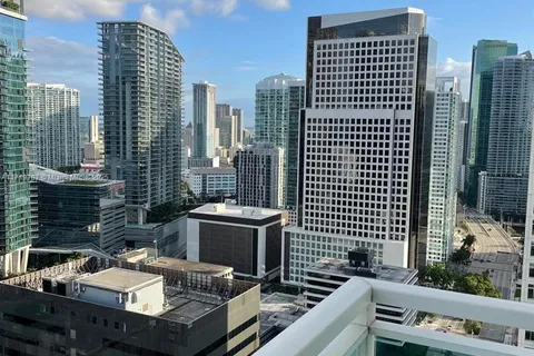 951 Brickell Ave # 3303, Miami FL 33131