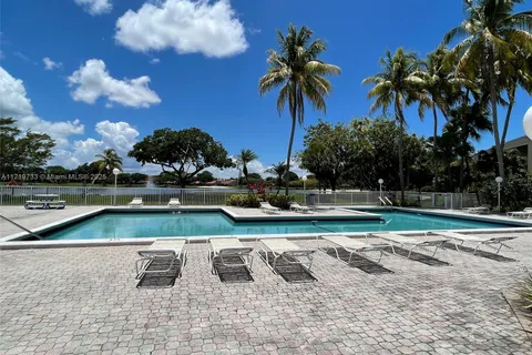 15300 SW 106th Ter # 512, Miami FL 33196