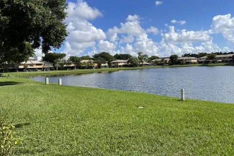 10472 NW 6th St # 10472, Pembroke Pines FL 33026