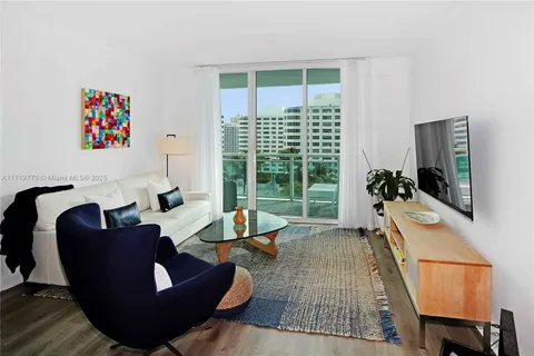 951 Brickell Ave # 1406, Miami FL 33131