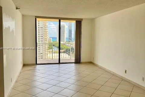 290 174th St # 1714, Sunny Isles Beach FL 33160