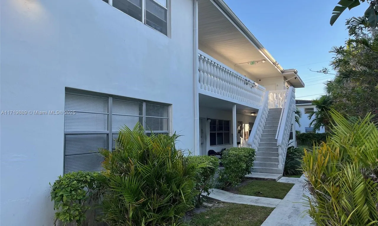 1130 102nd St, Bay Harbor Islands FL 33154