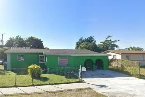 10730 SW 149th Ter, Miami FL 33176