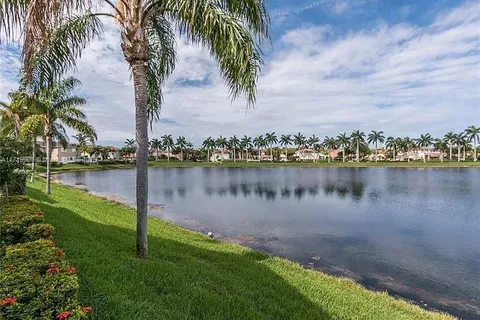 1590 Seagrape Way # 0, Hollywood FL 33019