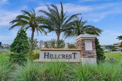 3800 Hillcrest Dr # 412, Hollywood FL 33021