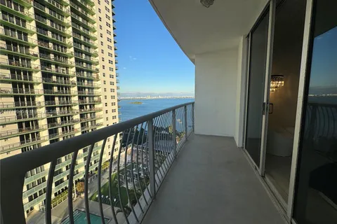 1750 N Bayshore Dr # 1907, Miami FL 33132