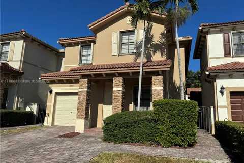 8885 SW 227th Ter, Cutler Bay FL 33190