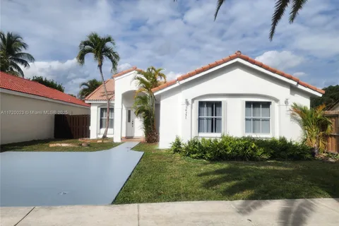 14351 SW 90th St, Miami FL 33186