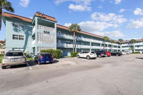 606 SW Natura Blvd # 107, Deerfield Beach FL 33441