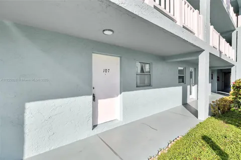 606 SW Natura Blvd # 107, Deerfield Beach FL 33441