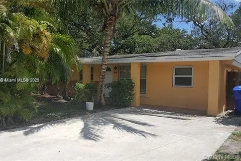 5636 Freedom St, Hollywood FL 33021