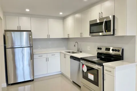 16950 W Dixie Hwy # A535, North Miami Beach FL 33160