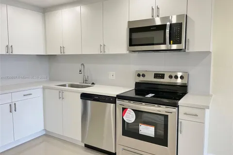 16950 W Dixie Hwy # A535, North Miami Beach FL 33160