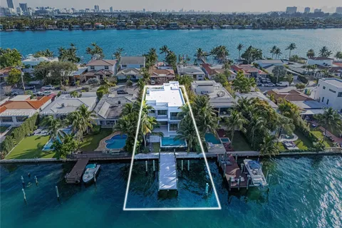 1311 Stillwater Dr, Miami Beach FL 33141