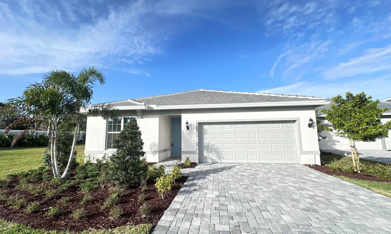 4545 Nautilus Cir, Vero Beach FL 32967