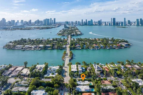 435 W Dilido Dr, Miami Beach FL 33139