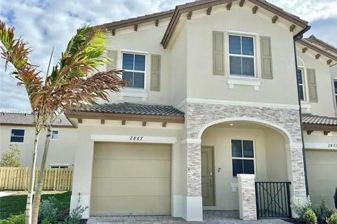 2867 SE 25th TER, Homestead FL 33035