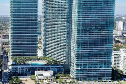 650 NE 32 street # 1805, Miami FL 33137