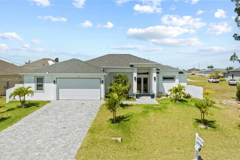 10 NW 35th AVE, Cape Coral FL 33993