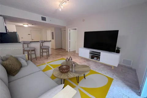 3339 Virginia St # 304, Miami FL 33133