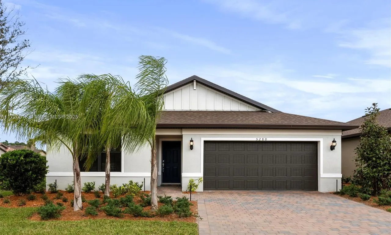 5280 Jasper Sq, Vero Beach FL 32967