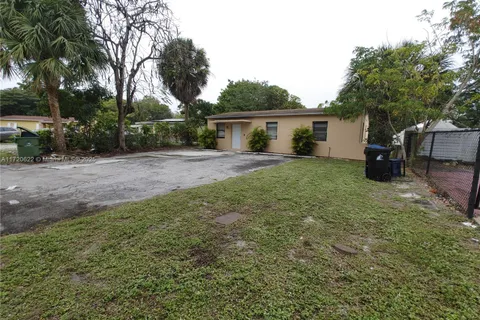 1613 NW 12th St, Fort Lauderdale FL 33311