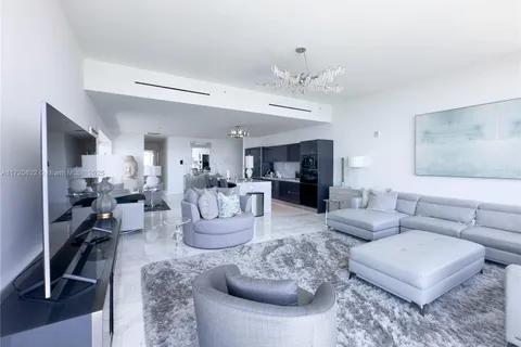 1451 Brickell Ave # 4503, Miami FL 33131