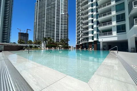 350 S Miami Ave # 3013, Miami FL 33130