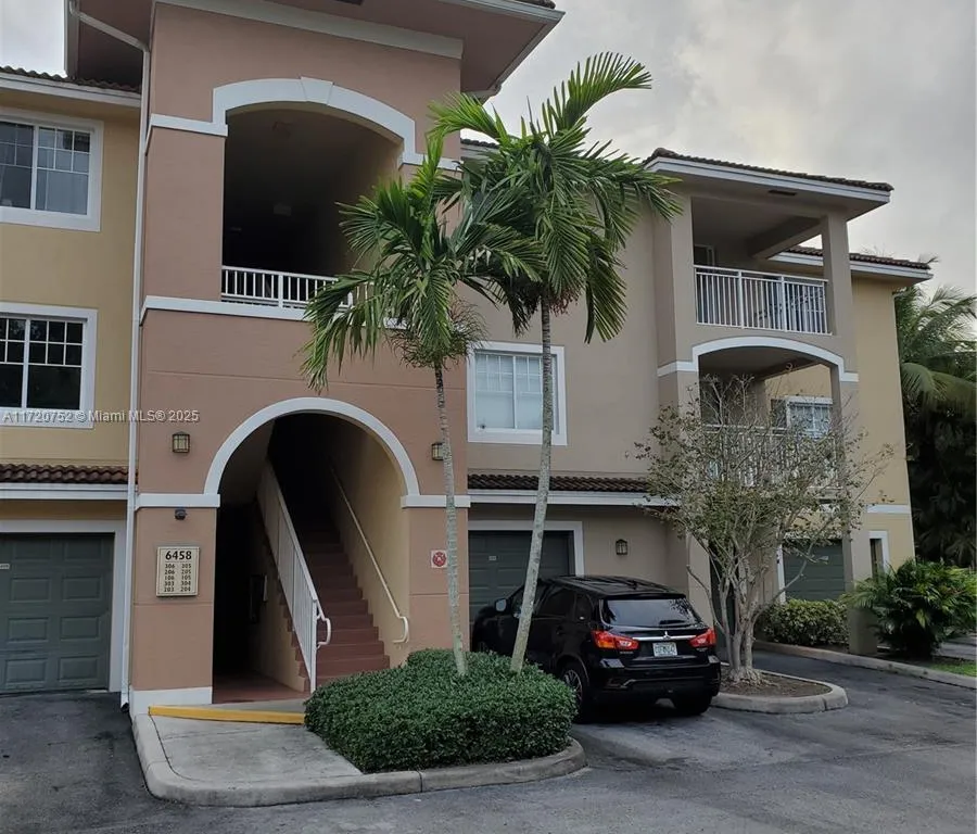 6458 Emerald Dunes # 304, West Palm Beach FL 33411