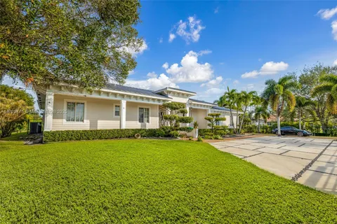 16701 SW 49th St, Southwest Ranches FL 33331
