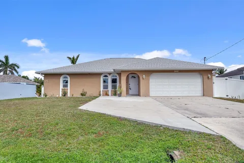 2445 SW 25 Street, Cape Coral FL 33914