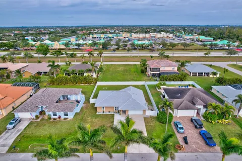 2445 SW 25 Street, Cape Coral FL 33914