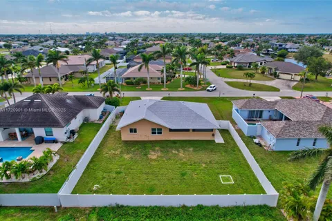 2445 SW 25 Street, Cape Coral FL 33914