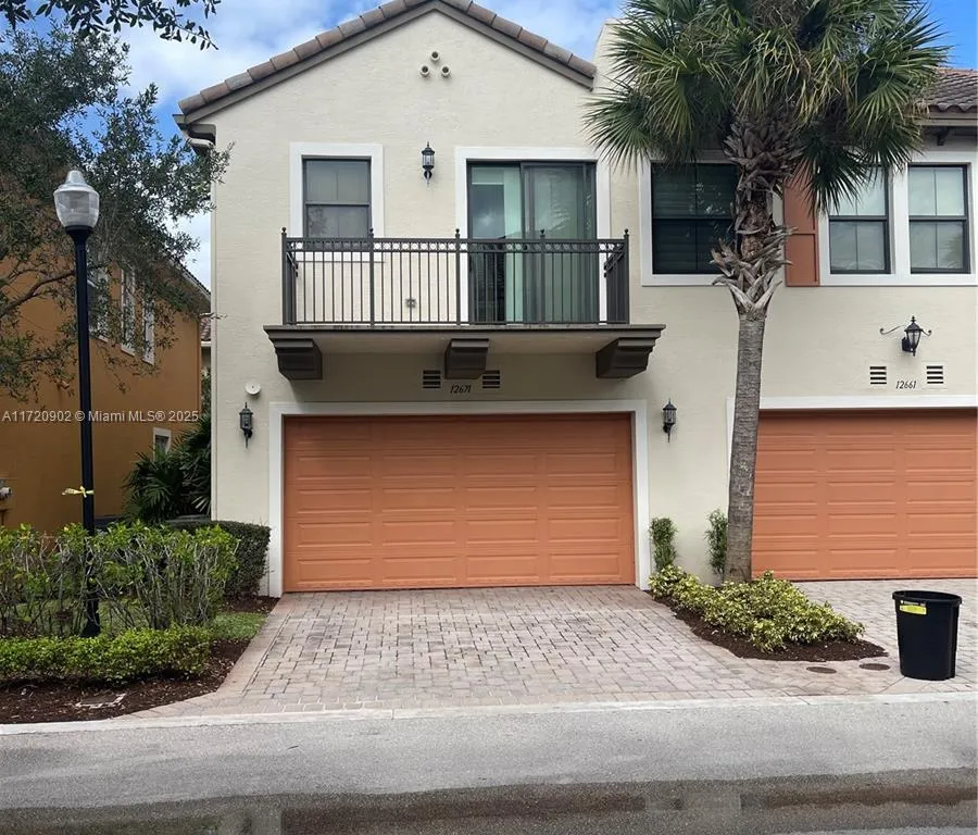 12671 NW 32nd Pl, Sunrise FL 33323