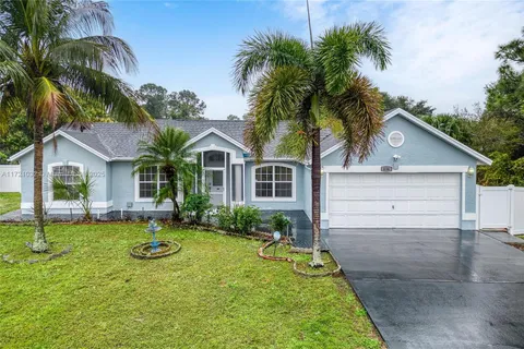 434 SW Whitmore Dr, Port St. Lucie FL 34984