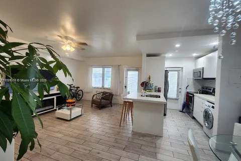 932 Euclid Ave # 7, Miami Beach FL 33139