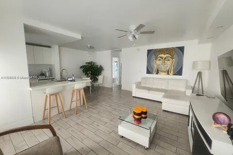 932 Euclid Ave # 7, Miami Beach FL 33139