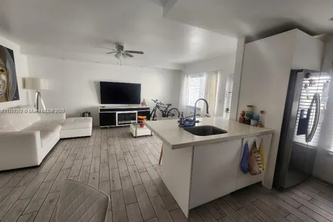 932 Euclid Ave # 7, Miami Beach FL 33139