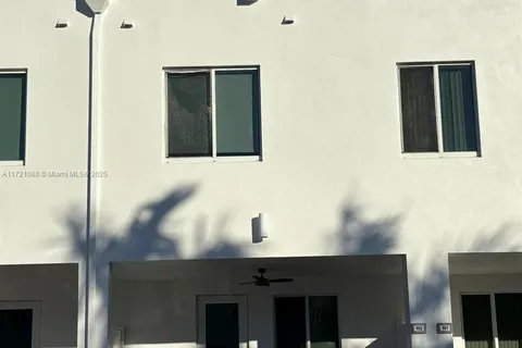 6450 NW 102nd Ct # 102, Doral FL 33178