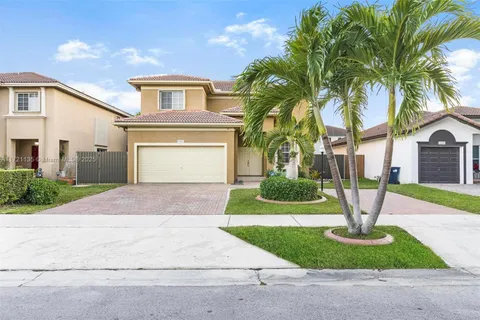 15832 SW 146th Ter, Miami FL 33196