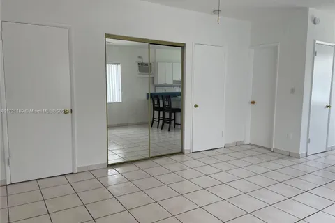 7300 Byron Ave # 20, Miami Beach FL 33141